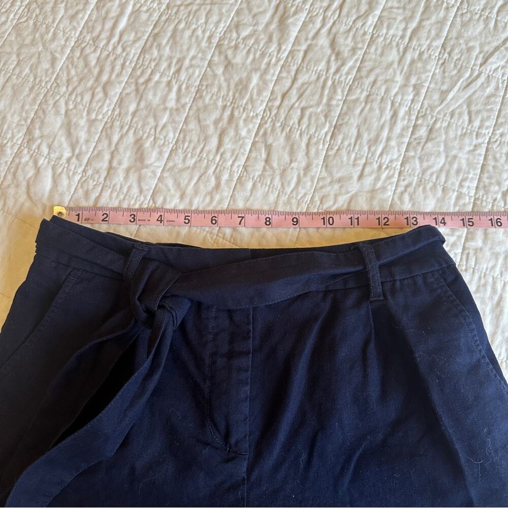 Boden Cora Linen Shorts Navy 4 - Picture 4 of 9